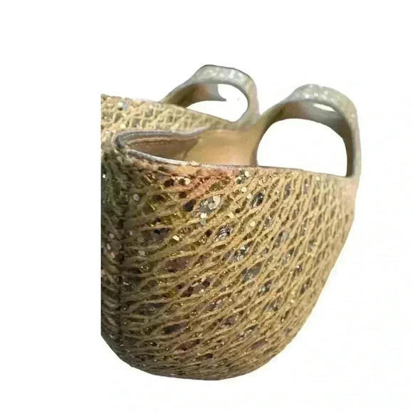 Audrey Brooke Silver Metallic Fabric Upper Peep Toe 4" Heels Size 10, Pre-Owned, - Picture 6 of 9